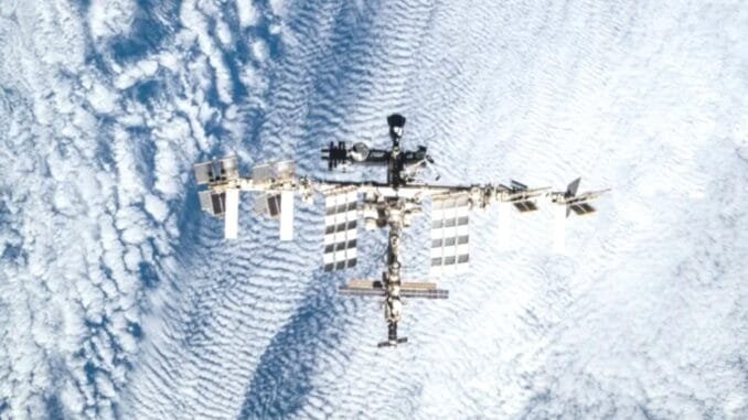 Astronaut Falls Sick, NASA Plans Early Return - Digital Media Engineering