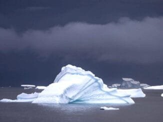 Research: Greenland Ice Dome Is at Critical Temperature Threshold - Digital Media Engineering