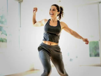 Boost Your Energy and Reduce Stress with a 5-Minute Daily Dance Break - Digital Media Engineering