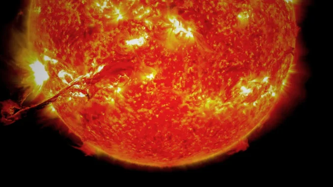 Sun Contains 55% More Silver Than Expected - Digital Media Engineering
