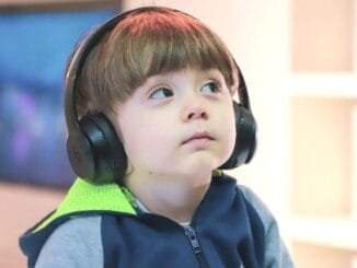 Younger Generation Embraces Artificial Intelligence Faster Than Adults - Digital Media Engineering